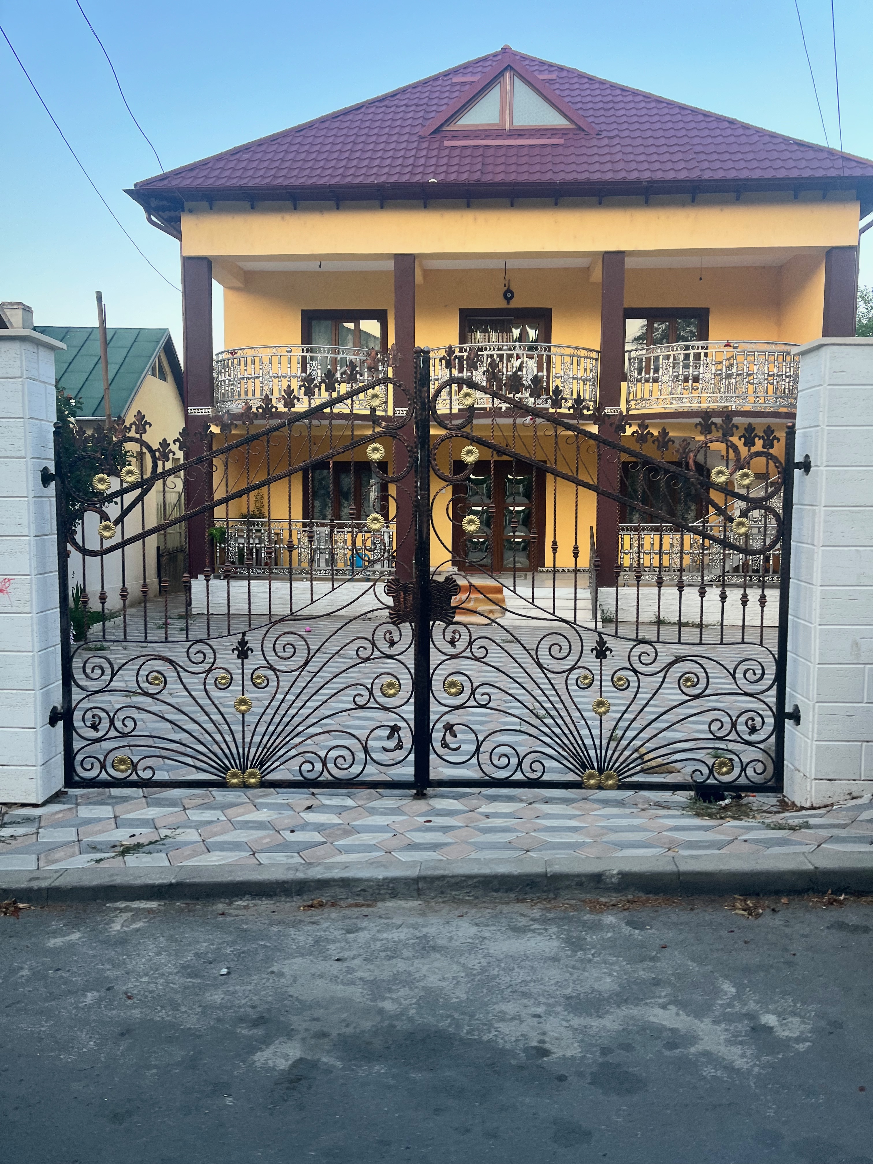 House belonging to a member of the Turkish Tinsmiths community in Tulcea, Tulcea County, July 2023